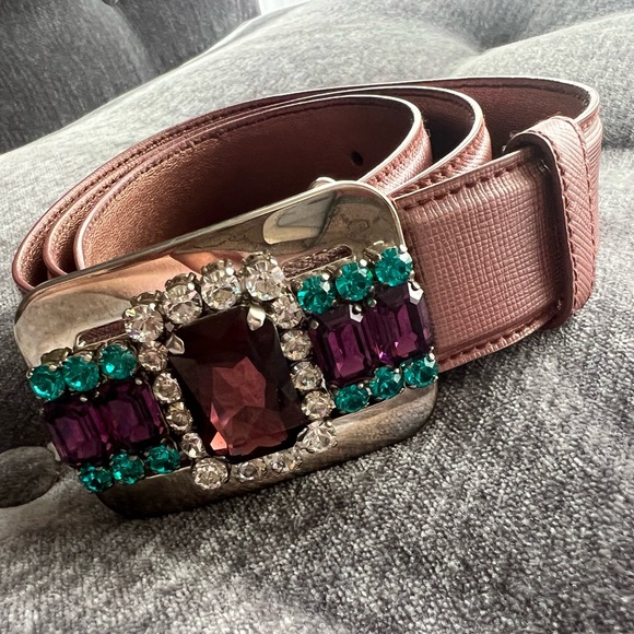 Auth. PRADA metallic dust pink leather belt with stone buckle, new without tags - Picture 10 of 13